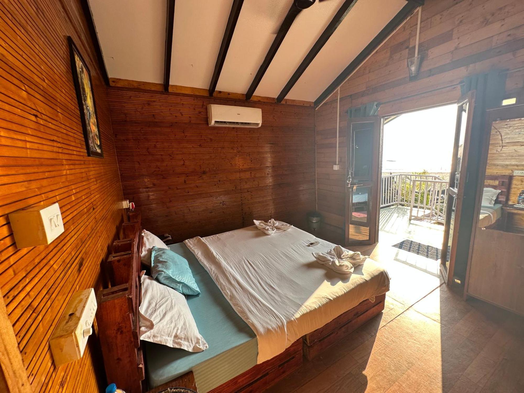 New Common Home Agonda Luaran gambar