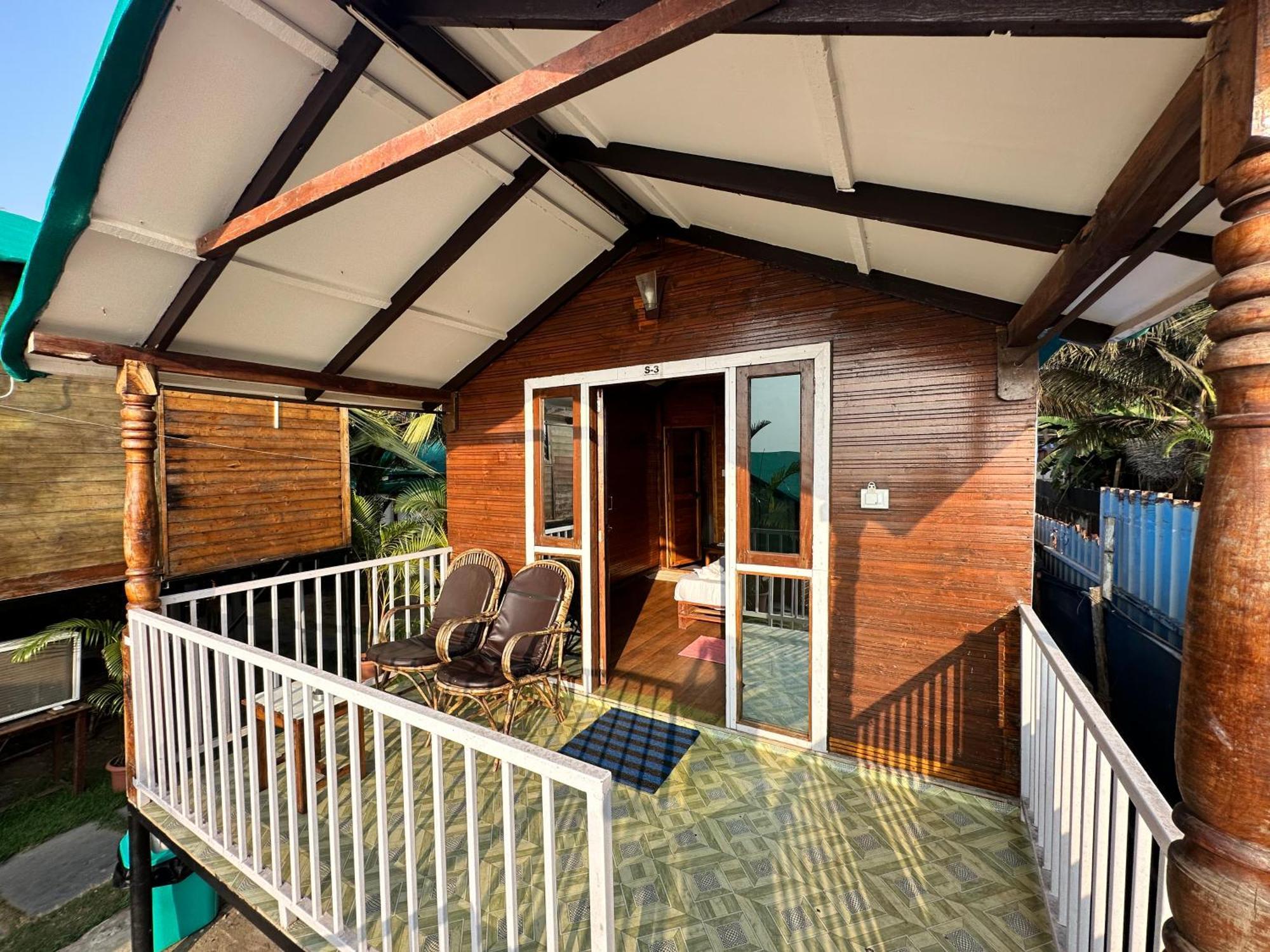 New Common Home Agonda Luaran gambar